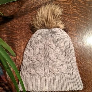 Wilfred Merino Wool Pom Pom Toque/Beanie- Grey